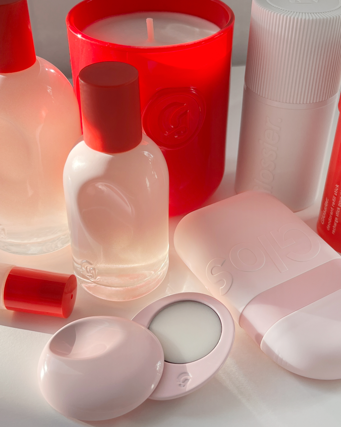 SRC_A71B99BFE0C2B7B4 Glossier Candles
